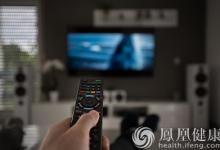 保健品虛假廣告利益鏈:電視廣告套模板,熱線誘騙有“套路”