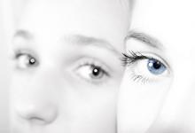 為何有人近視手術(shù)后視力回退,近視手術(shù)有沒有“保質(zhì)期”