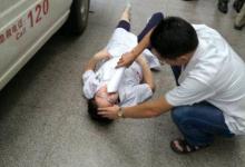 浙江1醫(yī)生新年愿望感動(dòng)朋友圈:我想回家看看父親