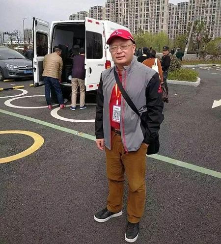 上海電視臺誠邀李時珍養生堂中醫養生顧問劉存光博士助陣《相聚老友薈》欄目！