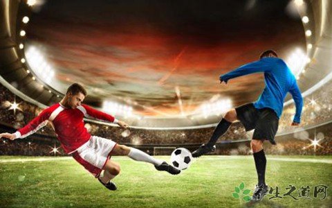 中國(guó)女足惜敗丹麥 踢足球的好處有哪些