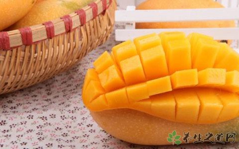老人組團偷芒果 吃芒果的好處有哪些
