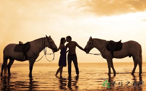 連續43年求婚被拒 怎樣求婚浪漫 連續43年求婚被拒 怎樣求婚浪漫