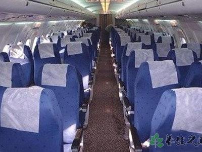 孩子奪飛機操縱桿 乘坐飛機的安全注意事項