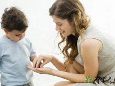 短袖哥勇救男童 孩子獨(dú)自在家注意事項(xiàng)