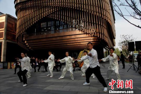 世界帕金森日：當太極遇上交響樂 共譜交響愛之歌