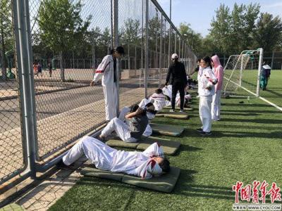 醫學專家談:女生有必要推遲月經應對中高考嗎?