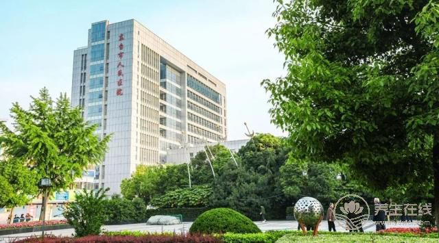 江蘇東臺(tái)一醫(yī)院69人感染丙肝 院長(zhǎng)等人被免職