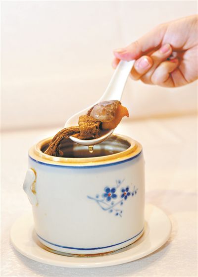 產后媽媽別急著喝滋補湯-易網健康<a href=http://www.jsjjzhkt.cn/jkys/ target=_blank class=infotextkey>養生</a>網 產后媽媽別急著喝滋補湯