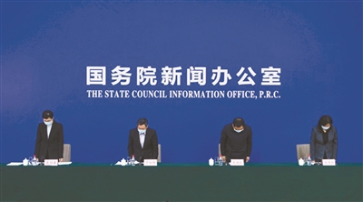 武漢有醫(yī)治能力的病床規(guī)模將達(dá)7萬張-易網(wǎng)健康<a href=http://www.jsjjzhkt.cn/jkys/ target=_blank class=infotextkey>養(yǎng)生</a>網(wǎng) 武漢有醫(yī)治能力的病床規(guī)模將達(dá)7萬張