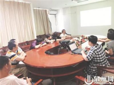 泉州:起底黑護工!持證護理員一天要價200元 只是看你一眼