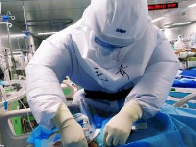 醫師節最好的禮物:新冠肺炎重癥治愈病人發過來視頻祝愿