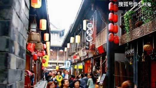 地攤經濟中的擺攤搶位蘊含著什么門道(圖1)