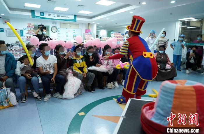 西藏5名先心病患兒在武漢獲免費救治康復出院