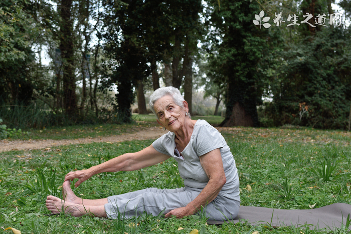 31省區(qū)市新增確診75例 新冠疫苗每年都要打嗎-易網(wǎng)健康<a href=http://www.jsjjzhkt.cn/jkys/ target=_blank class=infotextkey>養(yǎng)生</a>網(wǎng) 31省區(qū)市新增確診75例 新冠疫苗每年都要打嗎