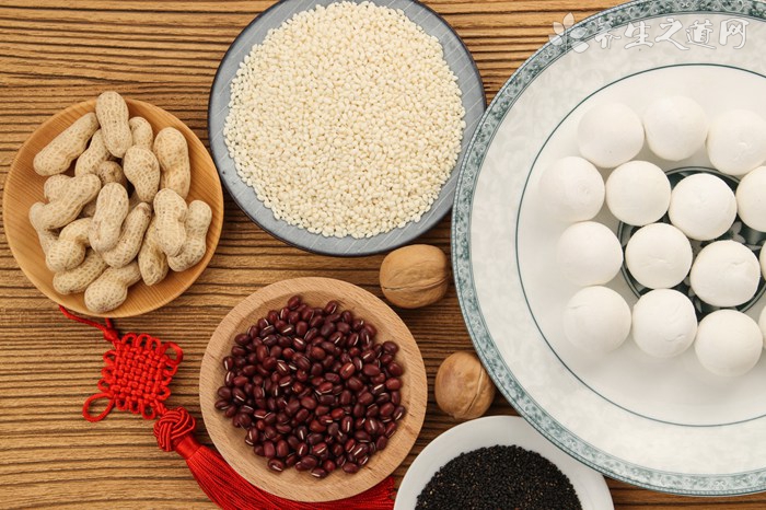 元宵節最佳賞月時間 一般元宵節吃什么-易網<a href=http://www.jsjjzhkt.cn/ target=_blank class=infotextkey>健康養生</a>網 元宵節最佳賞月時間 一般元宵節吃什么