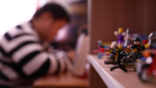 讓愛如影隨形——融合教育為“唐寶”照亮人生路-易網健康養生網 讓愛如影隨形——融合教育為“唐寶”照亮人生路