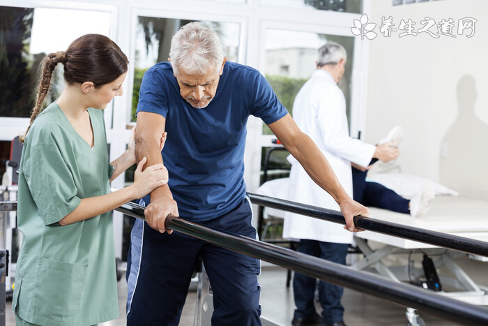 醫(yī)院引進(jìn)自動(dòng)麻將機(jī)助患者康復(fù) 腦卒中康復(fù)鍛煉怎么做-易網(wǎng)<a href=http://www.jsjjzhkt.cn/ target=_blank class=infotextkey>健康養(yǎng)生</a>網(wǎng) 醫(yī)院引進(jìn)自動(dòng)麻將機(jī)助患者康復(fù) 腦卒中康復(fù)鍛煉怎么做