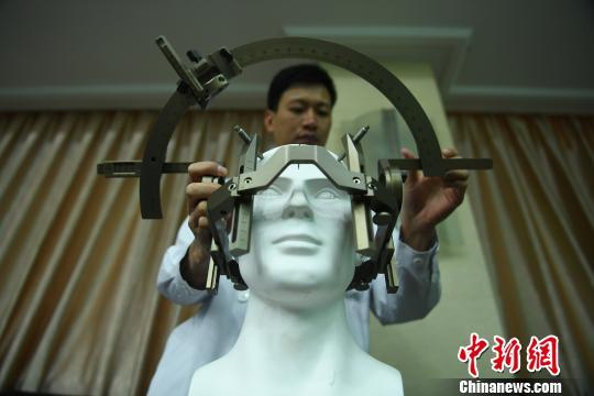 中國帕金森病患者超300萬 不是“手抖”那么簡單！