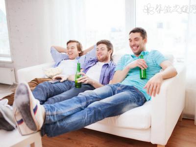 高考結束后警惕報復性肥胖 如何減肥不反彈