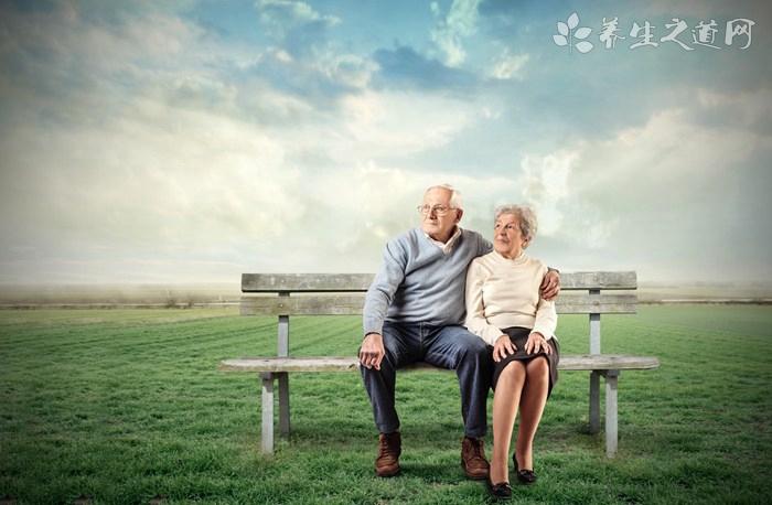 印度70多人遭雷擊身亡 如何躲避雷電暴雨-易網健康<a href=http://www.jsjjzhkt.cn/jkys/ target=_blank class=infotextkey>養生</a>網 印度70多人遭雷擊身亡 如何躲避雷電暴雨