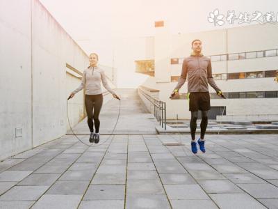 初中生每秒跳繩9.6次破世界紀錄 原因竟是掌握了跳繩的技巧