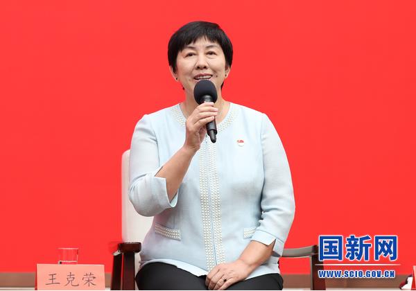 寧負(fù)自己,不負(fù)人民!五位優(yōu)秀醫(yī)護(hù)黨員代表講述初心-易網(wǎng)健康養(yǎng)生網(wǎng) 寧負(fù)自己,不負(fù)人民!五位優(yōu)秀醫(yī)護(hù)黨員代表講述初心