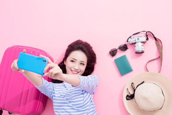 常常發自拍照,竟然會被認為自己混得不行?-易網健康養生網 常常發自拍照,竟然會被認為自己混得不行?