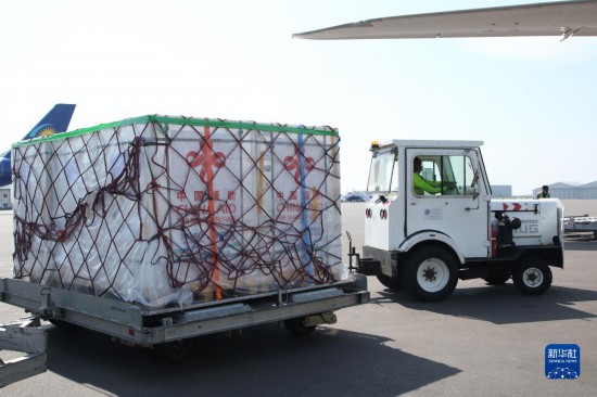 中國政府援助盧旺達(dá)第二批新冠疫苗完成交接-易網(wǎng)<a href=http://www.jsjjzhkt.cn/ target=_blank class=infotextkey>健康養(yǎng)生</a>網(wǎng) 中國政府援助盧旺達(dá)第二批新冠疫苗完成交接