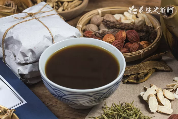 痛經喝紅糖姜茶有用嗎-易網健康<a href=http://www.jsjjzhkt.cn/jkys/ target=_blank class=infotextkey>養生</a>網 痛經喝紅糖姜茶有用嗎