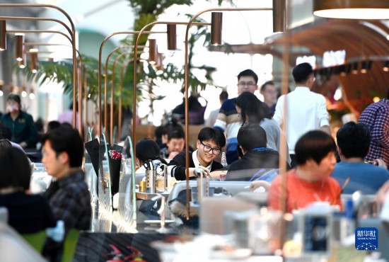 始終堅持人民至上、生命至上——我國三年抗疫實踐系列述評之一-易網健康養生網 始終堅持人民至上、生命至上——我國三年抗疫實踐系列述評之一