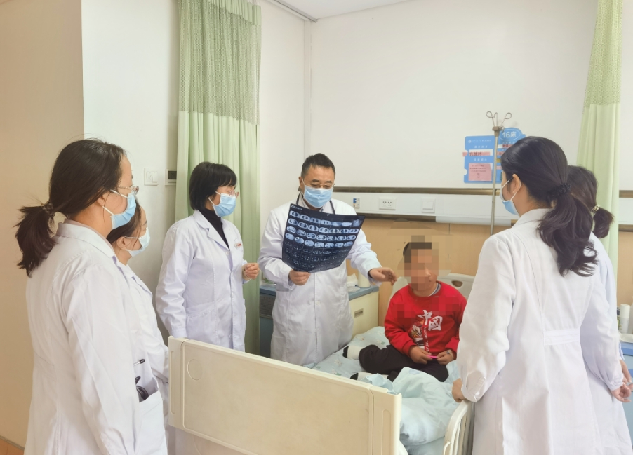 兒童支原體肺炎感染為什么難治？居家護理如何做？專家詳解