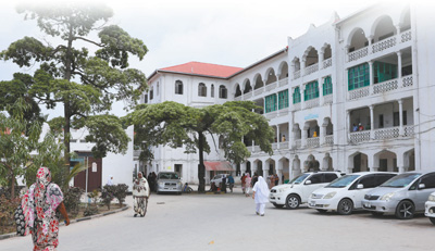 以仁心仁術造福當地人民