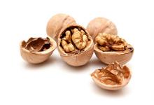 名中醫(yī)怎么養(yǎng)血管?每天3顆生核桃,血管很干凈!