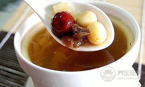 秋季干咳吃什么好 17款食療方止咳潤肺 秋季干咳吃什么好 17款食療方止咳潤肺