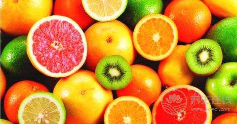 小伙水果當(dāng)飯連吃一個月進ICU,吃水果這些事情需要注意 小伙水果當(dāng)飯連吃一個月進ICU,吃水果這些事情需要注意