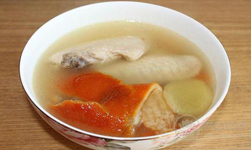 秋季干燥容易咳嗽 12款食療方幫你止咳化痰 秋季干燥容易咳嗽 12款食療方幫你止咳化痰