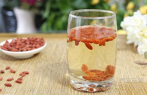 健康飲水好處多!喝這五種水健康加倍 健康飲水好處多!喝這五種水健康加倍