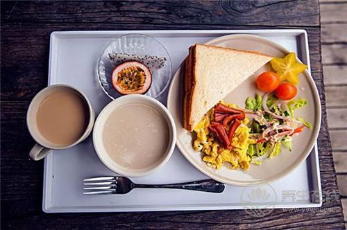 致胖友們：早上犯了這6個錯誤，你的肥就白減了