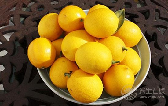 檸檬水可以減肥和變白嗎？方法很重要