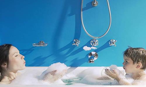 6種情況下千萬別洗澡 發燒時滿身大汗時 6種情況下千萬別洗澡 發燒時滿身大汗時