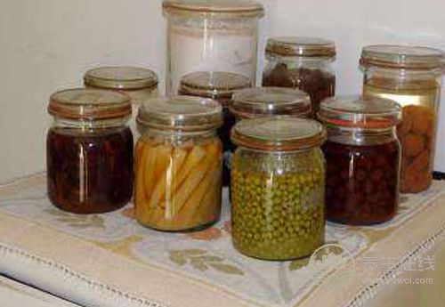 這些食物美味可口,但應該少吃 這些食物美味可口,但應該少吃