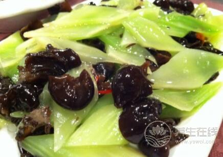 這種菜被稱為降三高小能手,秋冬多吃對身體有好處 這種菜被稱為降三高小能手,秋冬多吃對身體有好處