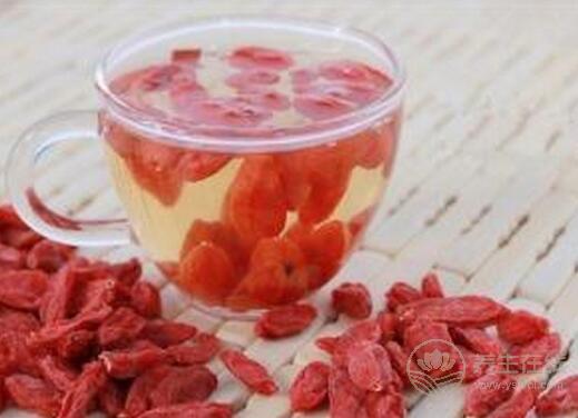枸杞子泡水喝的害處是什么？
