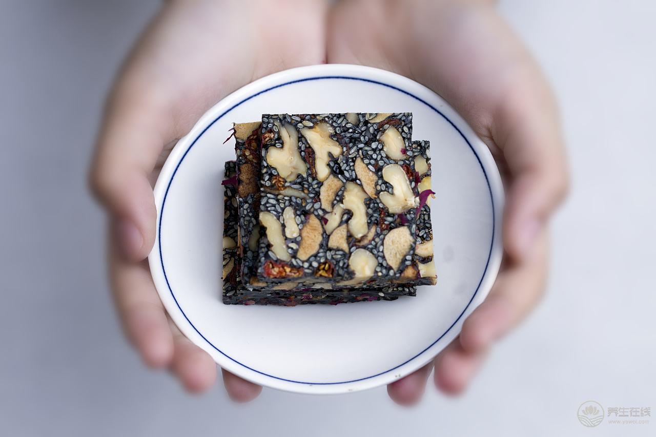 阿膠怎么吃？烊化阿膠得這么吃