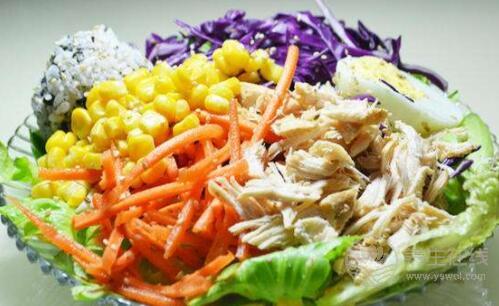 用水果當(dāng)晚餐不能減肥，別再信了