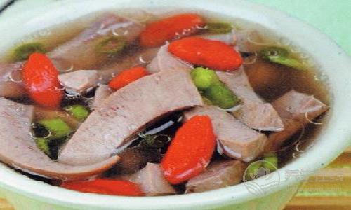 夏季上火該怎么辦 五款藥膳對癥清火氣 夏季上火該怎么辦 五款藥膳對癥清火氣