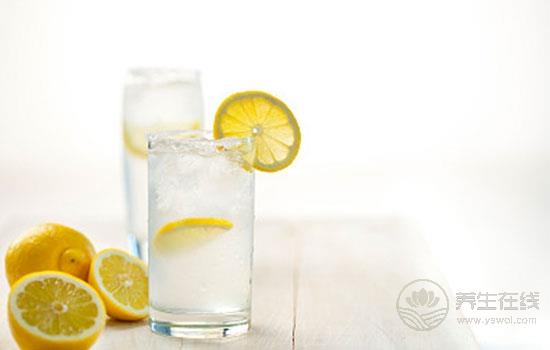 檸檬水可以減肥和變白嗎？方法很重要