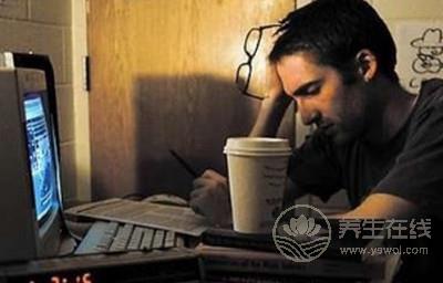 熬夜體重增還是減怎么快速入睡 熬夜體重增還是減怎么快速入睡