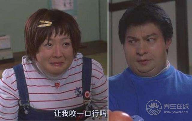 女孩直播吃肉,腸胃嚴重受傷!暴飲暴食當心這幾種病 女孩直播吃肉,腸胃嚴重受傷!暴飲暴食當心這幾種病